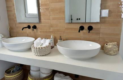 Charming Villa with Pool & Scenic Garden - Foto 63