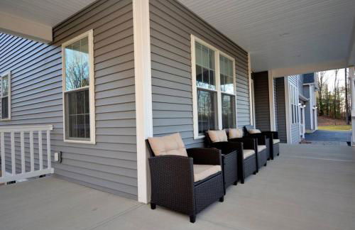 9 Bedroom Saratoga Retreat, In-Ground Heated Pool, HotTub, Firepit, Gourmet Kitchen, Private Office - Foto 14