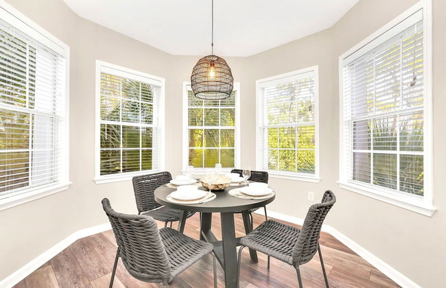 Upstay - Modern Family Apartment w Pool Hot Tub - Foto 3