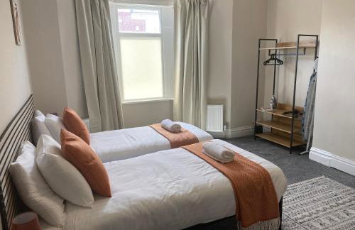 Curzon - 2bdrm 5beds sleeps5 ideal 4 contractors - Foto 1
