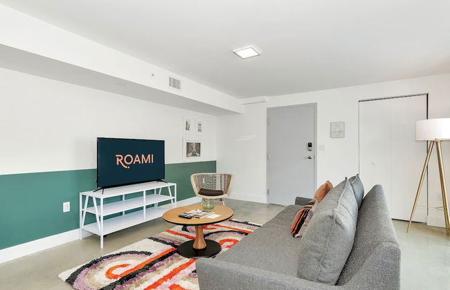 Roami at Grove 27 - Photo 107