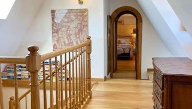 Charming 19th Century Farmhouse with Pool - Foto 2