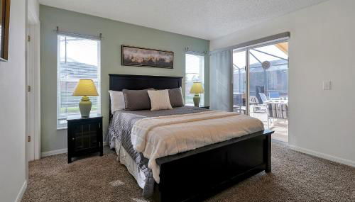 Bikini Bottom - 4 bed Disney pool home - Foto 5, wardrobe