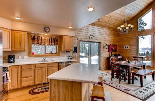 Serene Mountain Cabin Nestled Amongst the Pines - Alpenhaus - Foto 59