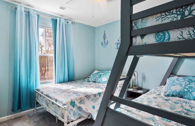 Schooner Landing 2 Sleeps 12 - Photo 3