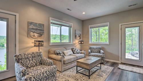 Lake Views, Fire Pit! Blue Cabin Ozarks Getaway - Foto 5