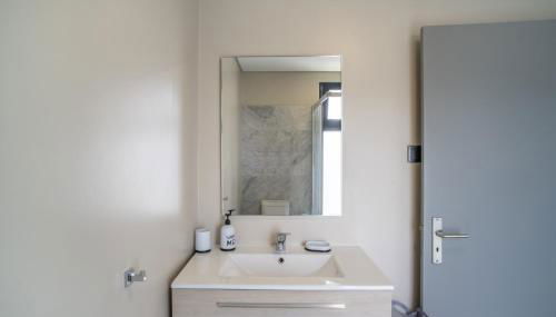 Madeirense Villa in Santa Cruz - Foto 5