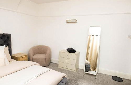 Elegant and comfortable three-bedroom Flat - Foto 27