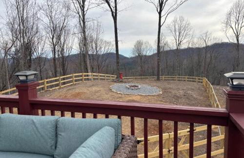 Charming Cabin with Incredible Mountain Views - Foto 8