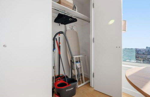 Greenpoint 1 BR w Work Setup by Anyplace - 11752 - Photo 26