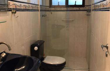 Encantadora Cobertura com piscina privada na praia do Tombo. - Foto 28