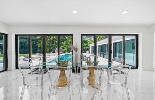 Luxury Villa Azure with Heated Pool 20 minutes to Beach - Foto 9