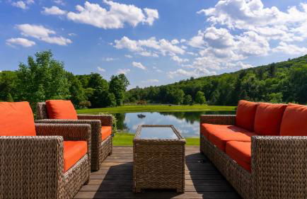 Secluded Estate Optional Guest House, Pond, Playroom, Gym & Theater Sunny Pond by Avantstay - Foto 16