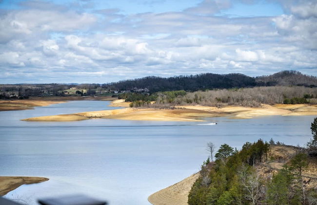 NEW Lake View Indoor Pool Sleeps 14 Hot Tub - Foto 49