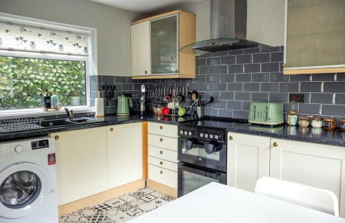 Zipworld Waterfalls Eryri Dogs Welcome 3 Bed sleeps 5 - Foto 14