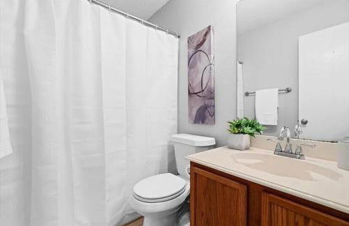 3 bed, close to Stadiums & Park, Big Yard - Photo 31