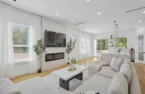 Upscale Group Getaway Sleeps 25 Downtown Dallas - Foto 14