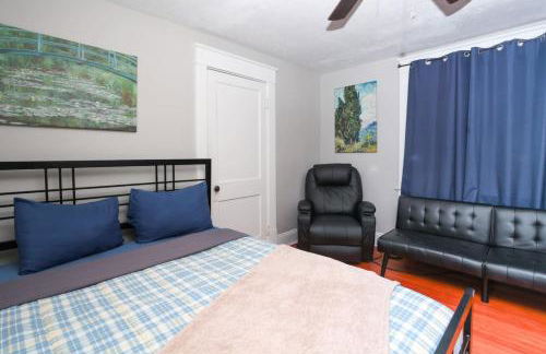 Riverfront Home (Apartment and Bar) - Foto 22