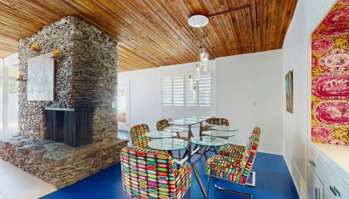 Lounge Poolside Scottsdale Gem with Game Room! - Foto 4