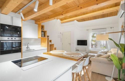 Luxury on the beachfront - Photo 15