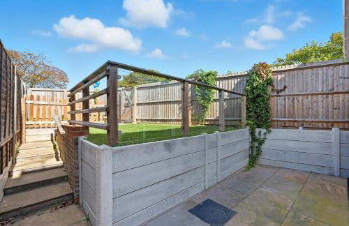 Lovely 2-Bed House with parking - Foto 17