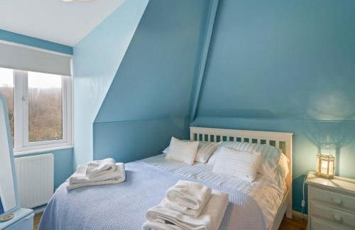 Cosy Home on the Waterfront Private Parking - Foto 17