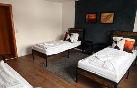 NoSpeedLimit-Design Apartment-100qm-bis zu 8 Personen-Parkpatz - Foto 13