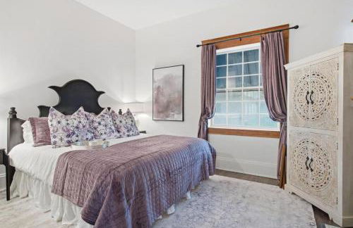 The Raven - 2nd Floor South Wing - Photo 40