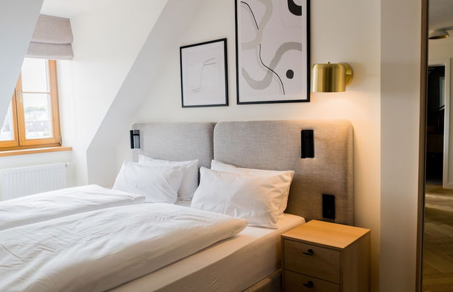 Bob W Peterhof - Photo 11