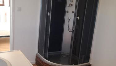 Anim'O Perch' & Gîtes (AOPEG) - Foto 3, Shower