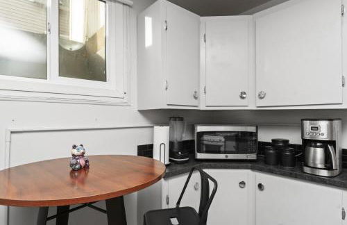 Charming 2-Bedroom Apartment - Foto 7