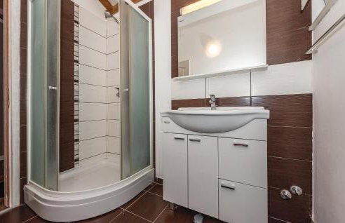 Four-Bedroom Holiday Home In Skradin-Dubavice - Foto 39