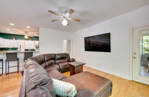 Game Room and Lake View Lake Hartwell Group Retreat - Foto 3