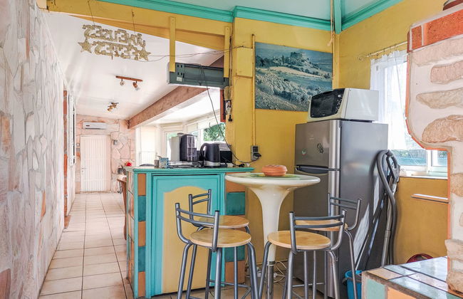 3 bedroom House in Solliès-Pont with private pool and garden - Photo 14