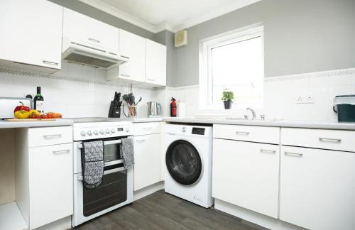 Palmers Place By N And N Stays Worker Friendly Accommodation in Bradley Stoke with private parking and fast WIFI, Long Stays Welcome - Foto 6