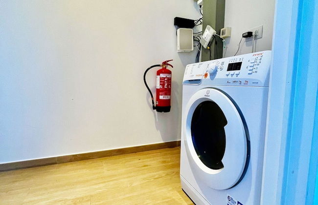 Modern 2BR Penthouse Near Diamond District by Oneluxstay - Foto 58