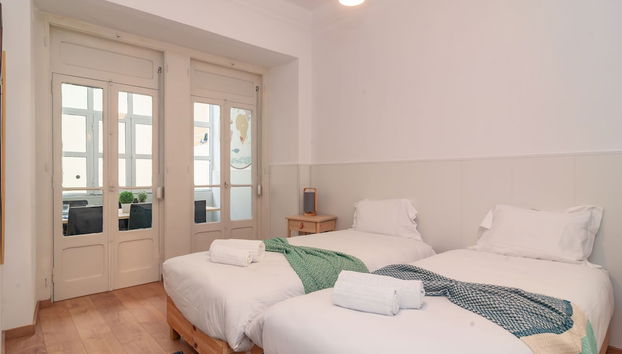 Anjos' City Escape by LovelyStay - Foto 4, Habitación