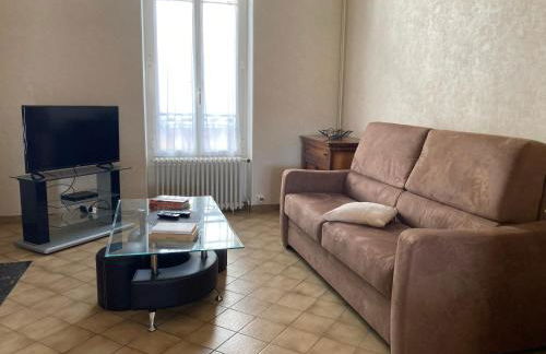 Charmante Mancelle à louer pour évènement circuit 24h - Foto 7