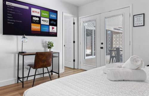 North Vegas Family Oasis 4BR, Pool, BBQ, Games - Foto 15