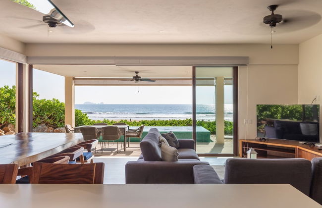 Marea Beachfront Villas - Foto 5