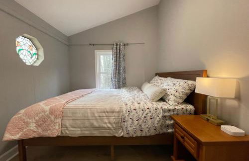 Entire Mountain Cottage Near Scenic Hiking Trails - Photo 62