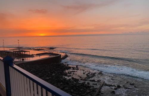 Hola ola Bajamar - Foto 1