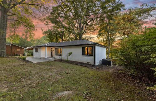 The White Lodge 4BDR Sleeps 8 with Fire Pit - Foto 56