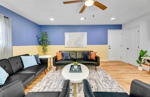 Modern Family Home w/Pool and Hot Tub - Foto 37