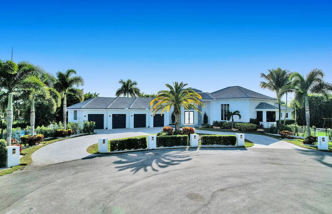 Sophia's Luxury Compound Resort w/ Heated Pool! - Foto 2