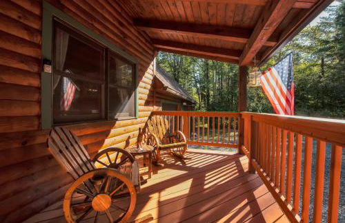 Secluded Log Cabin with Hot Tub Fire Pit Game Room - Foto 12