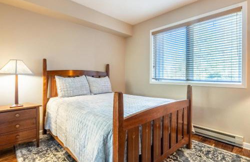 Mammoth Green #220 - Nearly Ski-In Ski-Out 3 Bedroom 2 Bath, Sleeps 8 - Photo 15