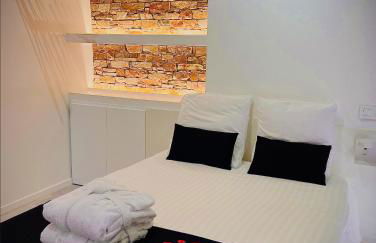 Suite in the City avec JACUZZI PRIVATIF - Hyper Centre - Foto 23