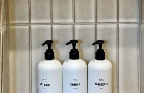 Prescott Treehouse Luxe 4BR 3B Home Sleeps 10 - Foto 70