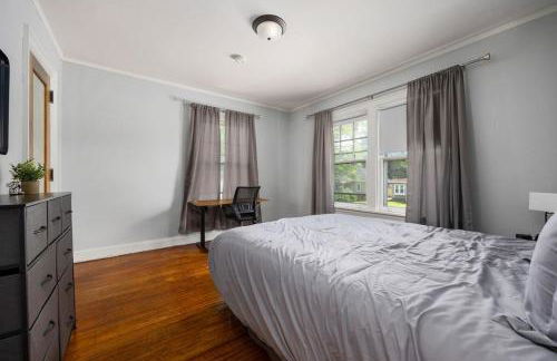 Comfortable Private Room | Shared Bath & Kitchen - Foto 37